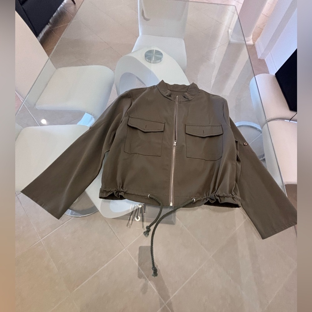SHEIN Military Green Jacket for Women . Never Worn ❤️